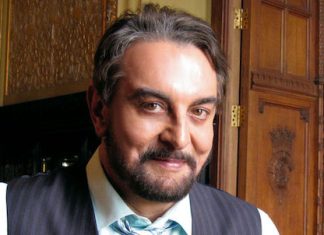 Kabir Bedi
