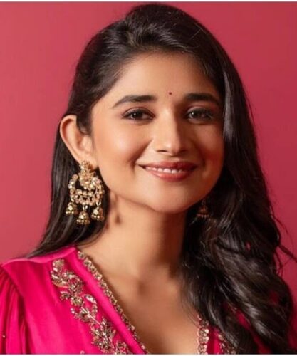 Kanika Mann in traditional ethnic look
